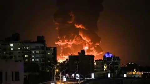 حمله‌ی هوایی به مخازن سوخت در تهران